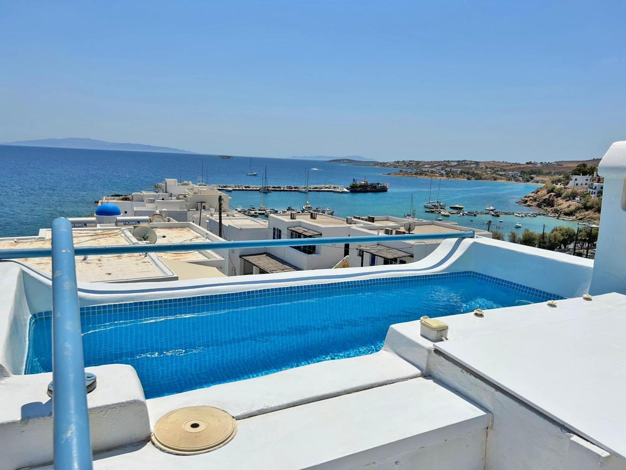 Villa Danae - Seaside Villa With Pool & Hot Tub Piso Livadi Extérieur photo